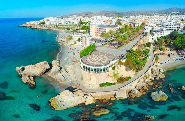 Colon Nerja Apartamento Exterior foto